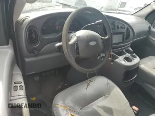 2003 Ford Econoline Passenger XL с VIN 1FBSS31L43HB78873, выставлен на аукционе Copart как лот 53354665 с пробегом 271 466 миль миль и Списание • Salvage title. История ставок и продаж доступна на DreamBid. Изображение 8.
