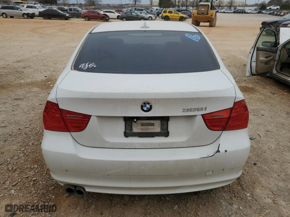 2011 BMW 3 Series 328i with VIN WBAPH7C5XBE677034, listed as a Copart auction lot 47585685 with 0 mi miles and Salvage Title. Bid and sale history available at carsss.com. Image 6.