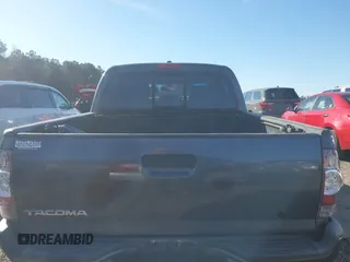 2009 Toyota Tacoma PreRunner with VIN 3TMJU62N09M079135, listed as a IAAI auction lot 41608120 with 230,384 mi miles. Bid and sale history available at carsss.com. Image 17.