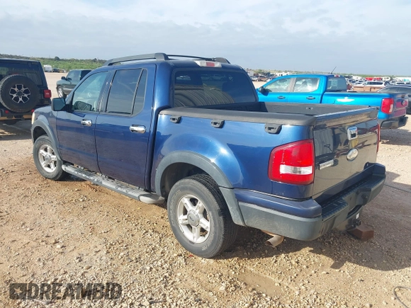 2007 Ford Explorer Sport Trac XLT with VIN 1FMEU31K27UA14556, listed as a IAAI auction lot 42441349 with 200,242 mi miles and . Bid and sale history available at DreamBid. Image 3.