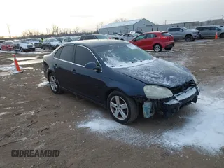 2009 Volkswagen Jetta SE с VIN 3VWRZ71K69M056151, выставлен на аукционе IAAI как лот 41481347 с пробегом 183 766 миль миль и . История ставок и продаж доступна на DreamBid. Изображение 1.