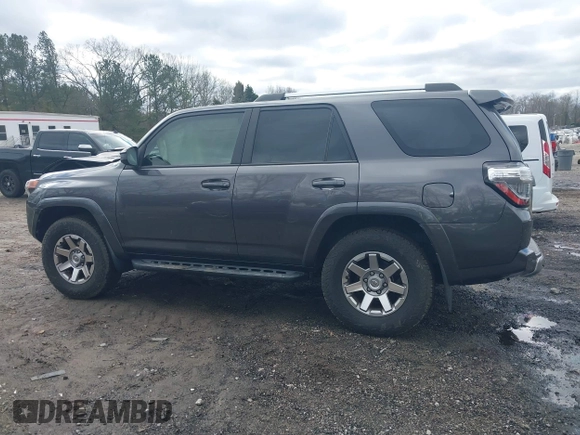 2014 Toyota 4Runner Limited with VIN JTEBU5JR4E5162629, listed as a IAAI auction lot 41265652 with 152,961 mi miles. Bid and sale history available at carsss.com. Image 14.