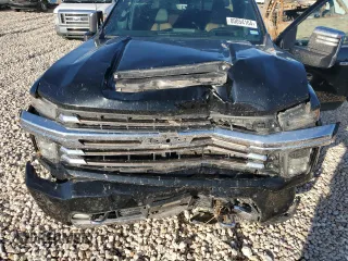 2020 Chevrolet Silverado 3500HD High Country with VIN 1GC4YVEY0LF198456, listed as a Copart auction lot 80054164 with Not Provided miles and Salvage Title. Bid and sale history available at DreamBid. Image 11.