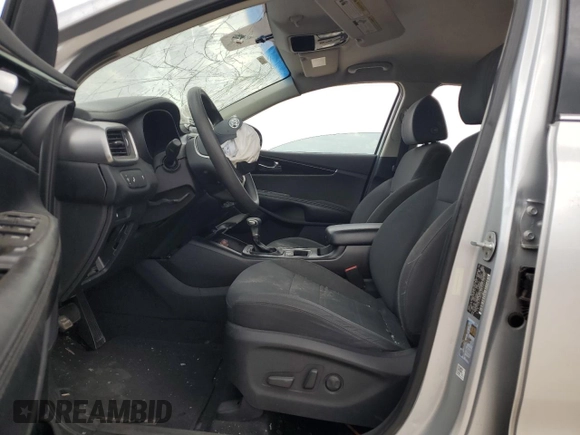 2019 Kia Sorento S with VIN 5XYPG4A55KG559701, listed as a Copart auction lot 67383004 with 131,454 mi miles and Clean Title. Bid and sale history available at DreamBid. Image 7.