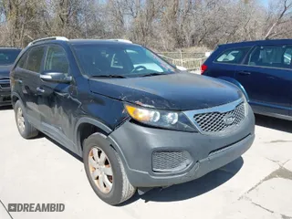 2011 Kia Sorento LX with VIN 5XYKT4A21BG122936, listed as a IAAI auction lot 41700948 with 233,655 mi miles. Bid and sale history available at carsss.com. Image 1.