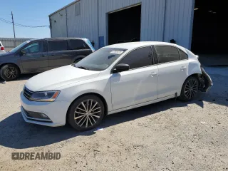2016 Volkswagen Jetta Sport z VIN 3VWD17AJ9GM239405, wystawiony jako Copart lot #47885475 z przebiegiem 90 823 mil mil oraz Szkody całkowita. Historia ofert i sprzedaży dostępna na DreamBid. Obrazek 1.