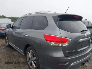 2016 Nissan Pathfinder SL with VIN 5N1AR2MN2GC661447, listed as a IAAI auction lot 42441970 with 178,658 mi miles and . Bid and sale history available at DreamBid. Image 3.