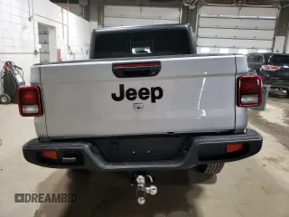 2022 Jeep Gladiator Sport S with VIN 1C6HJTAG5NL117583, listed as a Copart auction lot 51912425 with 69,739 mi miles and Salvage title. Bid and sale history available at DreamBid. Image 6.