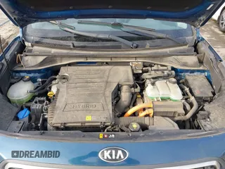 2017 Kia Niro LX with VIN KNDCB3LC0H5104761, listed as a IAAI auction lot 41516734 with 110,486 mi miles. Bid and sale history available at carsss.com. Image 10.