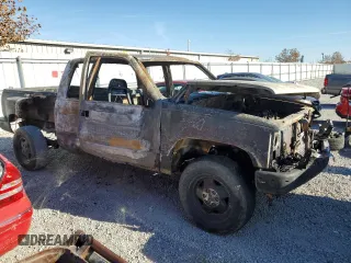 1994 GMC Sierra 1500 z VIN 2GTEK19K9R1551815, wystawiony jako Copart lot #77106604 z przebiegiem Nie podano mil oraz Nie do naprawy • Non repairable. Historia ofert i sprzedaży dostępna na DreamBid. Obrazek 4.