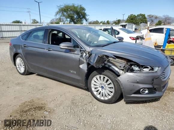 2014 Ford Fusion Titanium with VIN 3FA6P0SU0ER269439, listed as a Copart auction lot 52685265 with 150,992 mi miles and Salvage title. Bid and sale history available at DreamBid. Image 4.