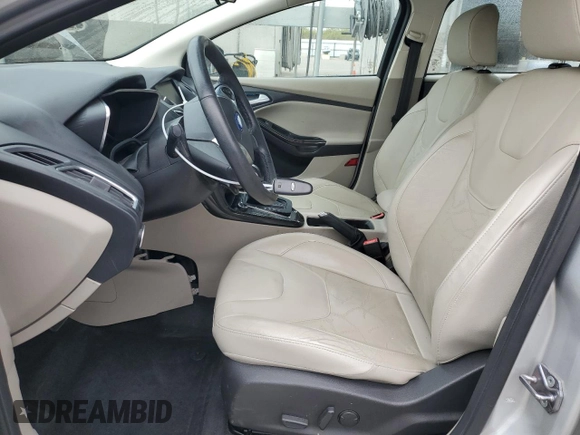 2015 Ford Focus Electric с VIN 1FADP3R4XFL317737, выставлен на аукционе Copart как лот 84839504 с пробегом 71 692 миль миль и Чистый • Clean title. История ставок и продаж доступна на DreamBid. Изображение 7.