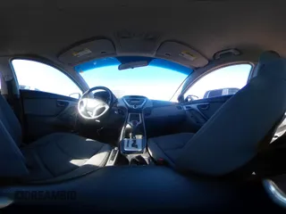 2012 Hyundai Elantra GLS с VIN KMHDH4AE3CU258856, выставлен на аукционе IAAI как лот 41803127 с пробегом 163 304 миль миль и . История ставок и продаж доступна на DreamBid. Изображение 18.