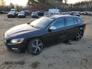2017 Volvo V60 R-Design Platinum with VIN YV149MSS4H1373460, listed as a Copart auction lot 80723864 with 90,485 mi miles and Salvage Title. Bid and sale history available at carsss.com. Image 1.