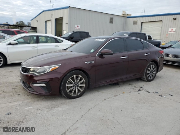 2016 Volkswagen Passat 1.8T SE w/Technology with VIN 1VWBS7A31GC035706, listed as a Copart auction lot 45385865 with 207,229 mi miles and Salvage Title. Bid and sale history available at carsss.com. Image 1.