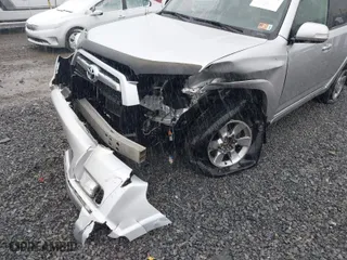 2011 Toyota 4Runner Trail with VIN JTEBU5JR5B5074250, listed as a IAAI auction lot 41796053 with 152,447 mi miles. Bid and sale history available at carsss.com. Image 6.