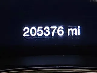 2017 Dodge Durango R/T with VIN 1C4SDJCT6HC834129, listed as a IAAI auction lot 41669152 with 205,376 mi miles and . Bid and sale history available at DreamBid. Image 16.