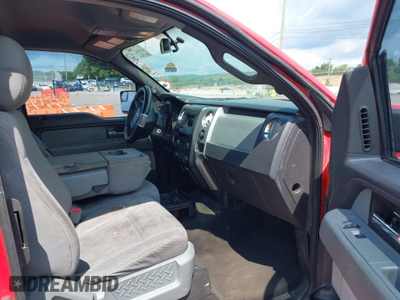 2013 Ford F-150 XL with VIN 1FTFX1EF8DFC25035, listed as a IAAI auction lot 42739589 with 250,415 mi miles and . Bid and sale history available at DreamBid. Image 5.