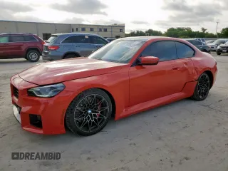 2023 BMW M2 z VIN 3MF13DM04P8D45073, wystawiony jako Copart lot #59726605 z przebiegiem 8 090 mil mil oraz Szkoda całkowita • Salvage title. Historia ofert i sprzedaży dostępna na DreamBid. Obrazek 1.