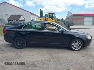 2008 Volvo S80 3.2L with VIN YV1AS982881065283, listed as a IAAI auction lot 42556767 with 152,728 mi miles and . Bid and sale history available at DreamBid. Image 14.