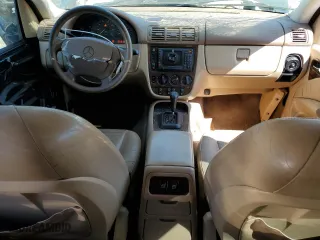 2001 Mercedes-Benz M-Class with VIN 4JGAB54E51A235776, listed as a Copart auction lot 42598025 with 255,845 mi miles and Salvage Title. Bid and sale history available at carsss.com. Image 8.