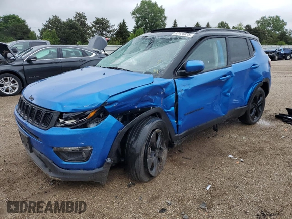 2020 Jeep Compass Latitude z VIN 3C4NJCBB4LT102329, wystawiony jako Copart lot #57476875 z przebiegiem Nie podano mil oraz Szkoda całkowita • Salvage title. Historia ofert i sprzedaży dostępna na DreamBid. Obrazek 1.