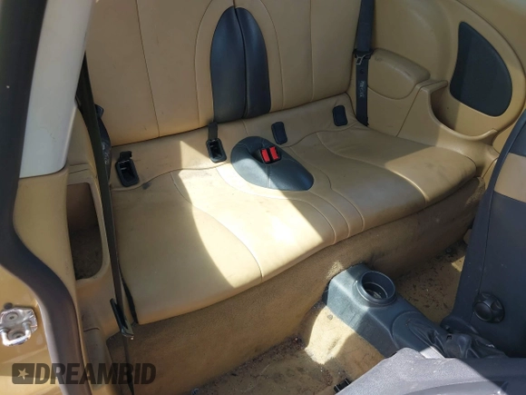 2004 MINI Hardtop with VIN WMWRC33434TJ53276, listed as a IAAI auction lot 42221744 with 195,400 mi miles and . Bid and sale history available at DreamBid. Image 8.