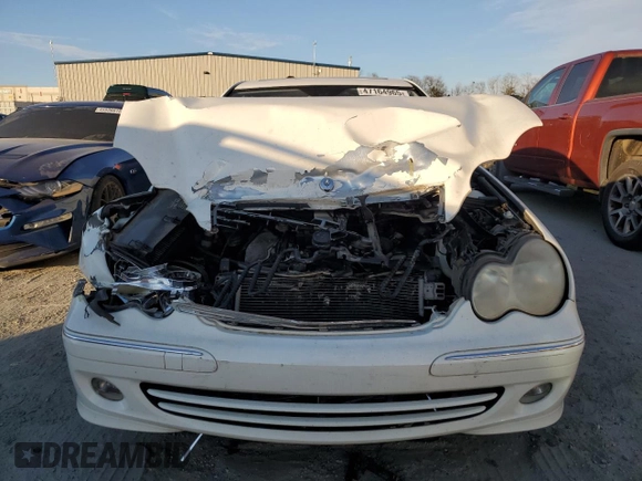 2005 Mercedes-Benz C 320 с VIN WDBRF84J65F679735, выставлен на аукционе Copart как лот 47164965 с пробегом 114 381 миль миль и Списание • Salvage title. История ставок и продаж доступна на DreamBid. Изображение 5.