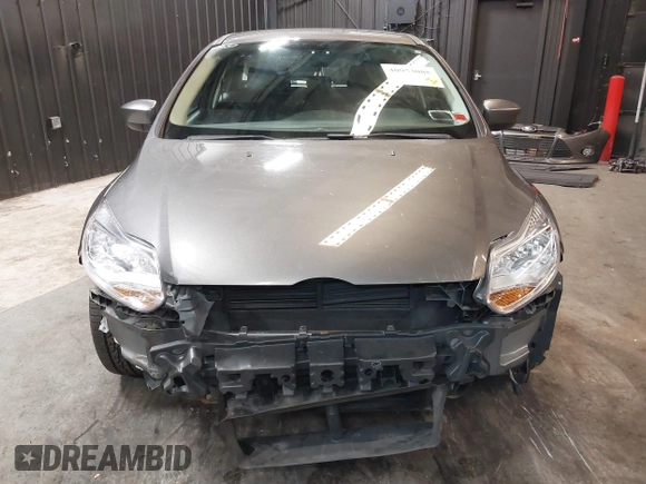 2012 Ford Focus SE with VIN 1FAHP3K22CL394088, listed as a IAAI auction lot 40953085 with 147,259 mi miles and . Bid and sale history available at carsss.com. Image 13.