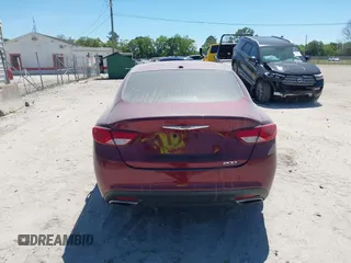 2016 Chrysler 200 S z VIN 1C3CCCBB2GN180460, wystawiony jako IAAI lot #41860787 z przebiegiem 105 236 mil mil oraz . Historia ofert i sprzedaży dostępna na DreamBid. Obrazek 16.