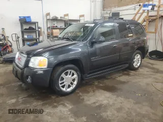 2006 GMC Envoy Denali z VIN 1GKET63M862352632, wystawiony jako Copart lot #57846515 z przebiegiem 178 494 mil mil oraz Szkoda całkowita • Salvage title. Historia ofert i sprzedaży dostępna na DreamBid. Obrazek 1.