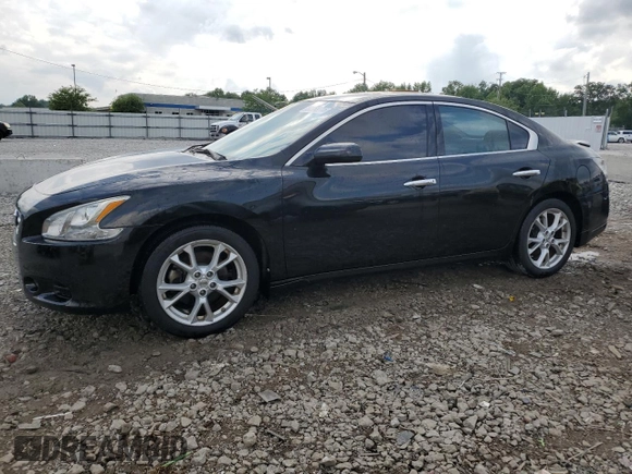 2012 Nissan Maxima SV z VIN 1N4AA5AP9CC869800, wystawiony jako Copart lot #57968715 z przebiegiem 195 382 mil mil oraz Nie do naprawy • Non repairable. Historia ofert i sprzedaży dostępna na DreamBid. Obrazek 1.