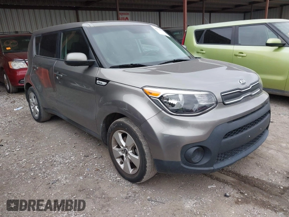 2017 Kia Soul with VIN KNDJN2A28H7495553, listed as a IAAI auction lot 40974023 with 110,407 mi miles. Bid and sale history available at carsss.com. Image 1.