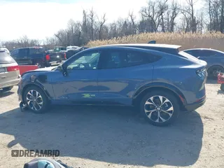 2023 Ford Mustang Mach-E Premium z VIN 3FMTK3SU3PMA65341, wystawiony jako IAAI lot #41747617 z przebiegiem 3 430 mil mil oraz . Historia ofert i sprzedaży dostępna na DreamBid. Obrazek 14.