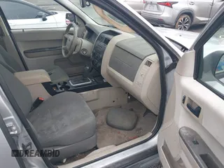 2011 Ford Escape XLS с VIN 1FMCU0C73BKB19965, выставлен на аукционе IAAI как лот 42669153 с пробегом 183 982 миль миль и . История ставок и продаж доступна на DreamBid. Изображение 5.