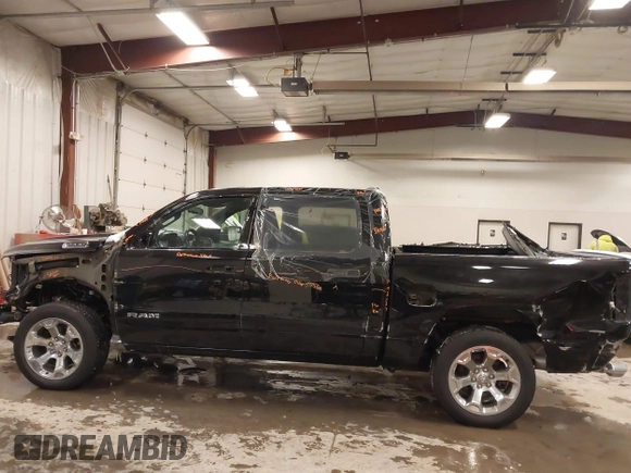 2022 Ram 1500 Big Horn with VIN 1C6SRFFTXNN419008, listed as a IAAI auction lot 41565394 with 26,003 mi miles. Bid and sale history available at carsss.com. Image 14.