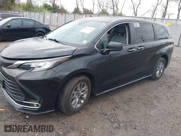 2022 Toyota Sienna XLE with VIN 5TDYRKEC3NS111265, listed as a IAAI auction lot 42041080 with 114,667 mi miles and . Bid and sale history available at DreamBid. Image 17.