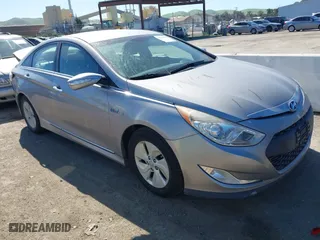 2013 Hyundai Sonata Hybrid Limited with VIN KMHEC4A4XDA096060, listed as a IAAI auction lot 41670337 with 159,185 mi miles. Bid and sale history available at carsss.com. Image 1.