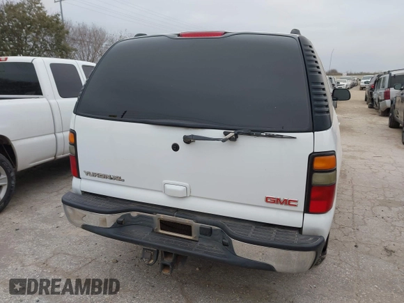 2004 GMC Yukon XL SLT with VIN 1GKEC16Z94J313593, listed as a IAAI auction lot 41632013 with 225,624 mi miles. Bid and sale history available at carsss.com. Image 16.