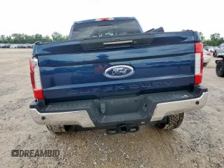 2018 Ford F-250 XL with VIN 1FT7W2BT8JEC38747, listed as a Copart auction lot 62722925 with 155,078 mi miles and Clean title. Bid and sale history available at DreamBid. Image 6.