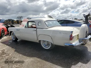 1956 Ford Thunderbird с VIN P6FH203930, выставлен на аукционе Copart как лот 74530814 с пробегом 761 579 миль миль и На запчасти • Non repairable. История ставок и продаж доступна на DreamBid. Изображение 2.