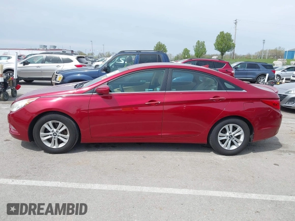 2013 Hyundai Sonata GLS with VIN 5NPEB4AC6DH705264, listed as a IAAI auction lot 42031235 with 68,752 mi miles and . Bid and sale history available at carsss.com. Image 14.