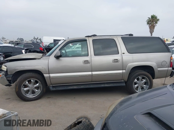 2002 Chevrolet Suburban LS with VIN 1GNEC16T02J206251, listed as a IAAI auction lot 42732097 with 276,973 mi miles and . Bid and sale history available at DreamBid. Image 15.