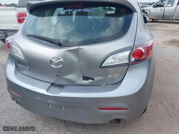 2011 Mazda Mazda3 s Sport with VIN JM1BL1K6XB1368531, listed as a IAAI auction lot 41891120 with 128,123 mi miles. Bid and sale history available at carsss.com. Image 6.