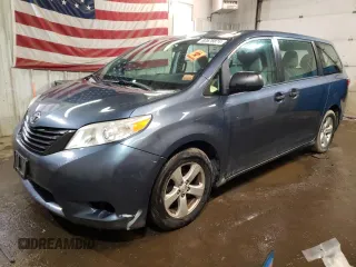 2016 Toyota Sienna L с VIN 5TDZK3DC3GS711285, выставлен на аукционе Copart как лот 83578874 с пробегом 120 956 миль миль и Списание • Salvage title. История ставок и продаж доступна на DreamBid. Изображение 1.