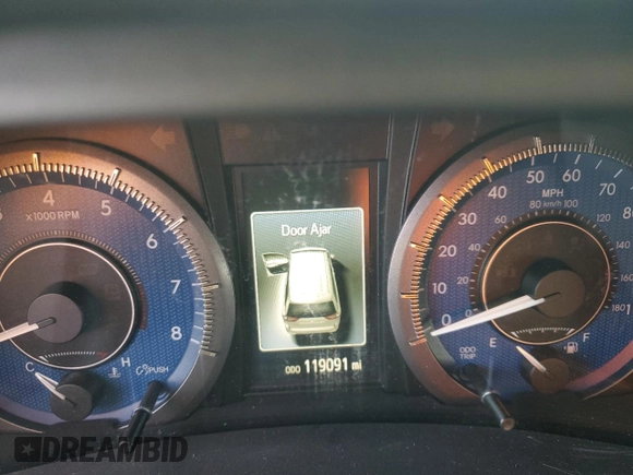 2018 Toyota Sienna L with VIN 5TDZZ3DC3JS918505, listed as a Copart auction lot 81588254 with 119,091 mi miles and Salvage Title. Bid and sale history available at DreamBid. Image 9.