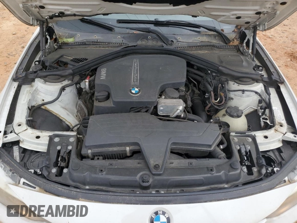 2012 BMW 3 Series 328i z VIN WBA3A5G54CNP18180, wystawiony jako Copart lot #57582075 z przebiegiem 133 036 mil mil oraz Szkoda całkowita • Salvage title. Historia ofert i sprzedaży dostępna na DreamBid. Obrazek 11.