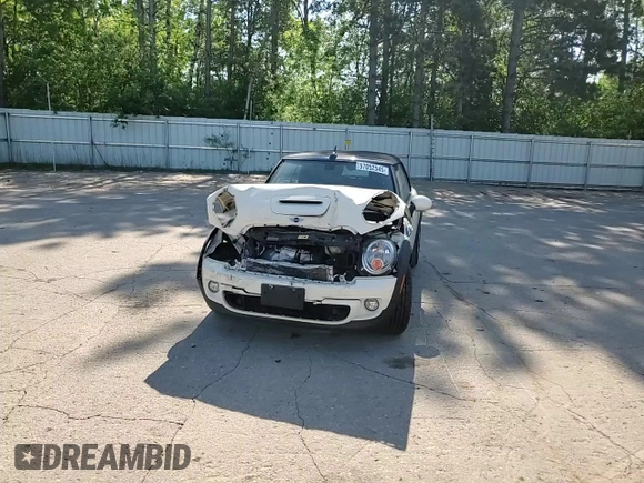 2015 MINI Convertible S с VIN WMWZP3C54F2A90956, выставлен на аукционе Copart как лот 57052545 с пробегом 39 096 миль миль и Списание • Salvage title. История ставок и продаж доступна на DreamBid. Изображение 13.