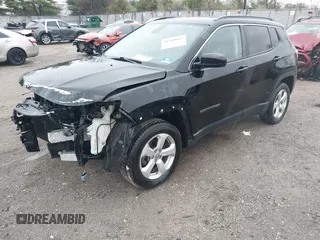 2018 Jeep Compass Latitude z VIN 3C4NJDBB8JT169275, wystawiony jako IAAI lot #41949613 z przebiegiem 56 403 mil mil oraz . Historia ofert i sprzedaży dostępna na DreamBid. Obrazek 18.