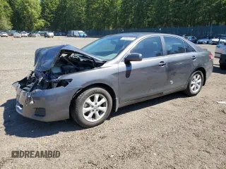 2010 Toyota Camry z VIN 4T1BF3EK1AU064430, wystawiony jako Copart lot #58863395 z przebiegiem 106 566 mil mil oraz Szkoda całkowita • Salvage title. Historia ofert i sprzedaży dostępna na DreamBid. Obrazek 1.